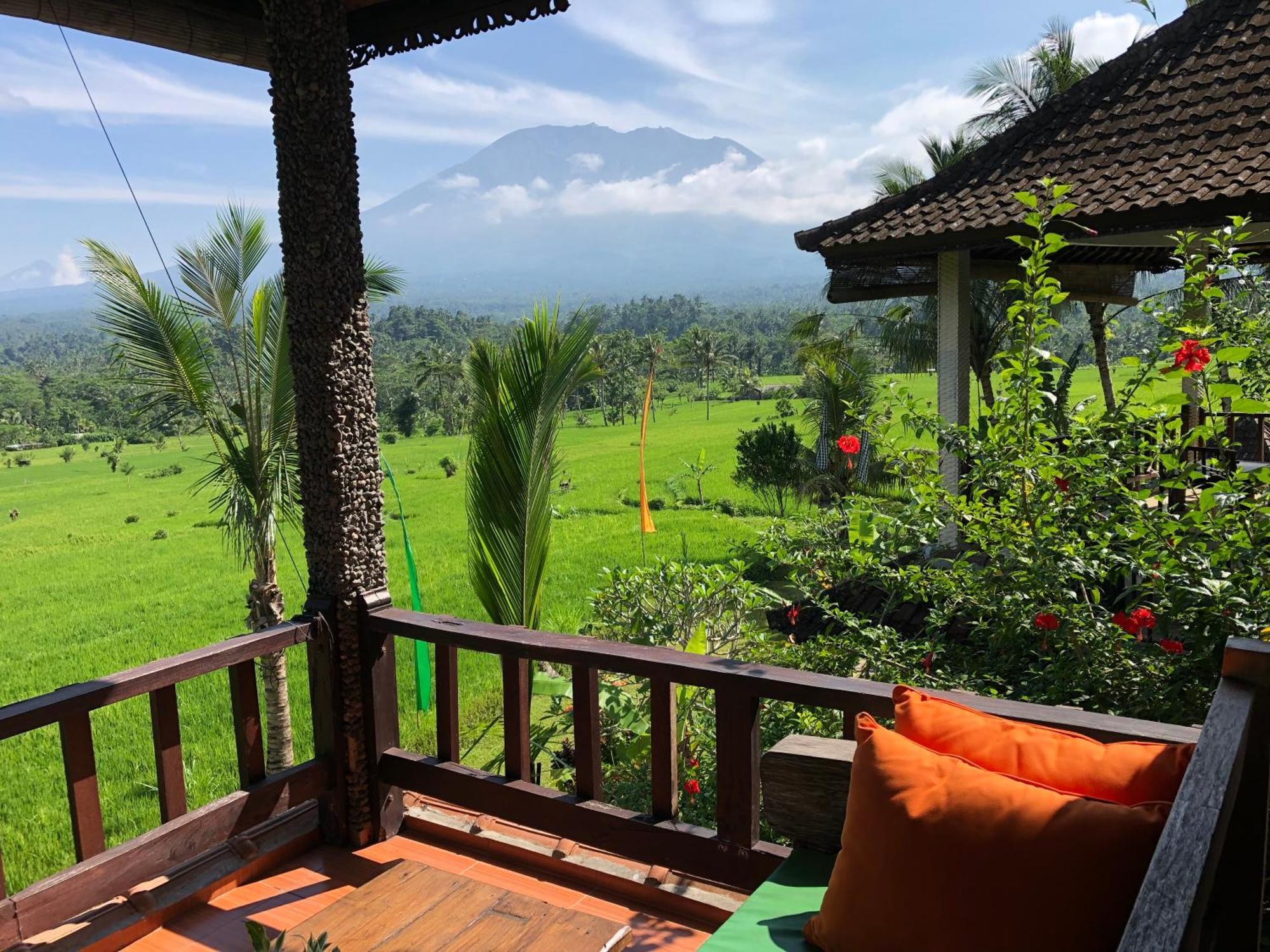 Great Mountain Views Villa Resort Selat Cameră foto
