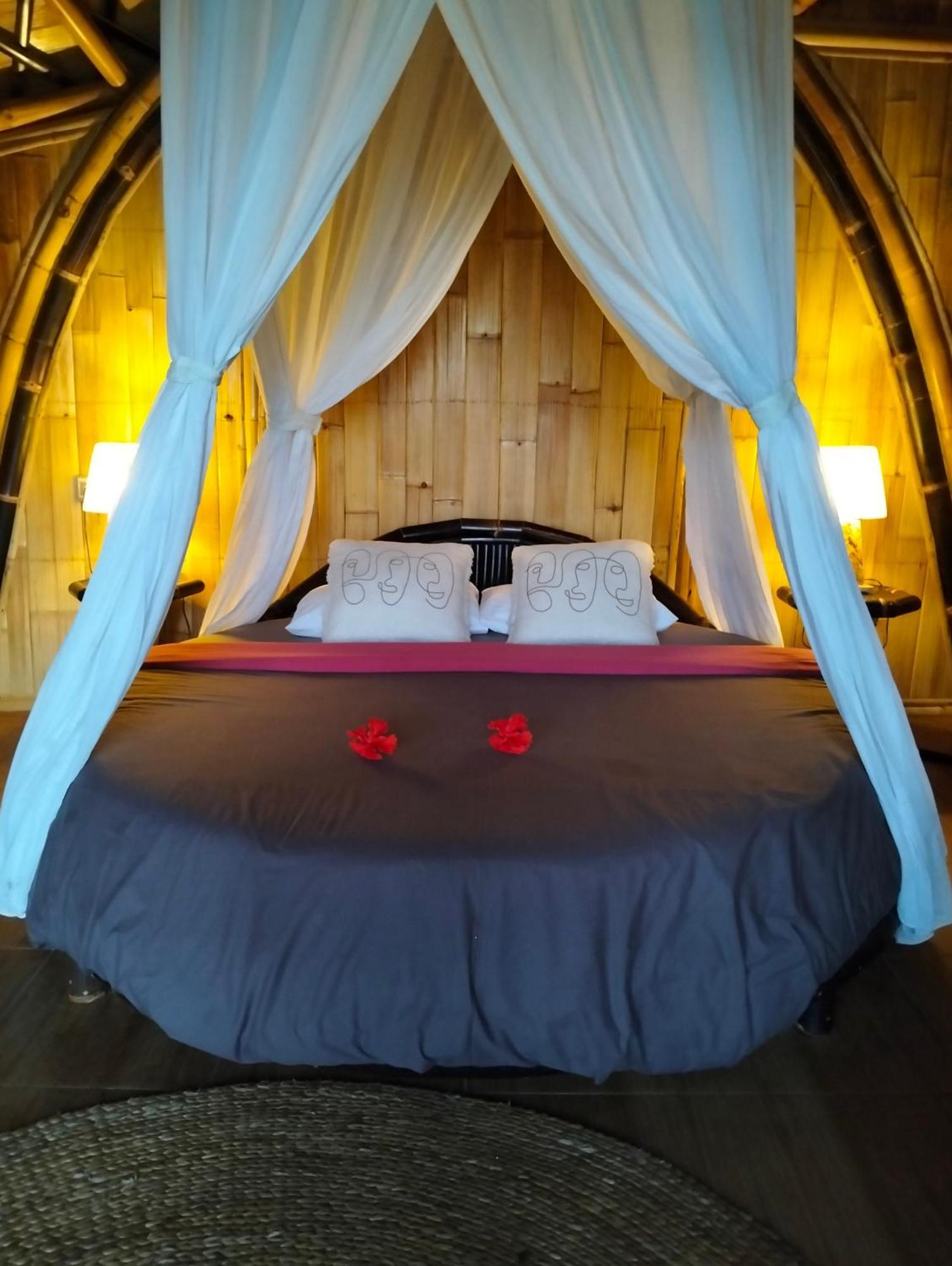 Great Mountain Views Villa Resort Selat Exterior foto